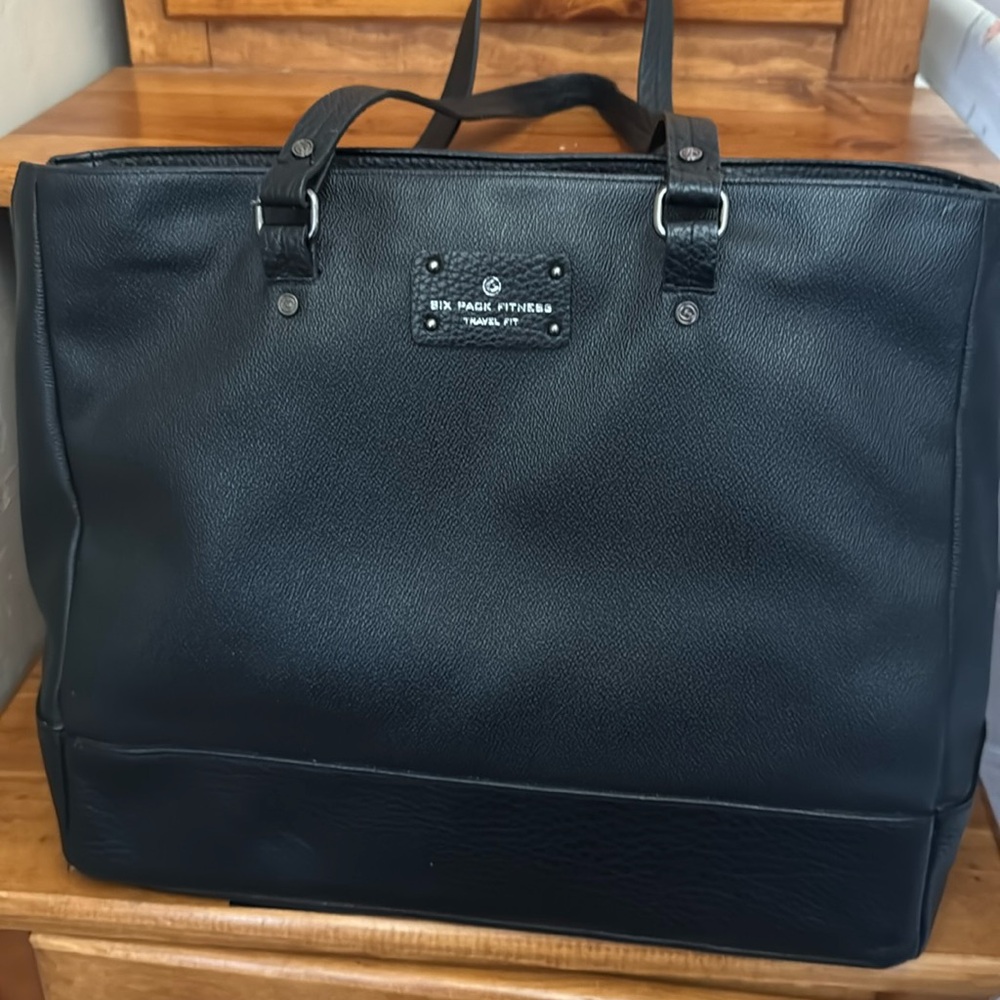 Six Pack Fitness Travel Fit Black Bag-4 Removable Insulated Core (Black)- EUC - Picture 7 of 15